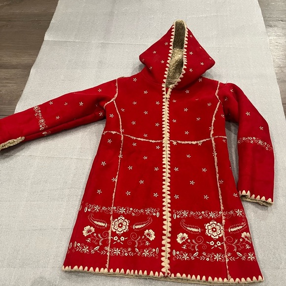 [Toddler 5Y]GAP Kids Hooded Coat Red Faux Suede Nordic Embroidered Shearling - Picture 2 of 11